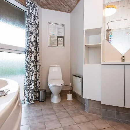 Vakantiehuis 8 Person Holiday In *